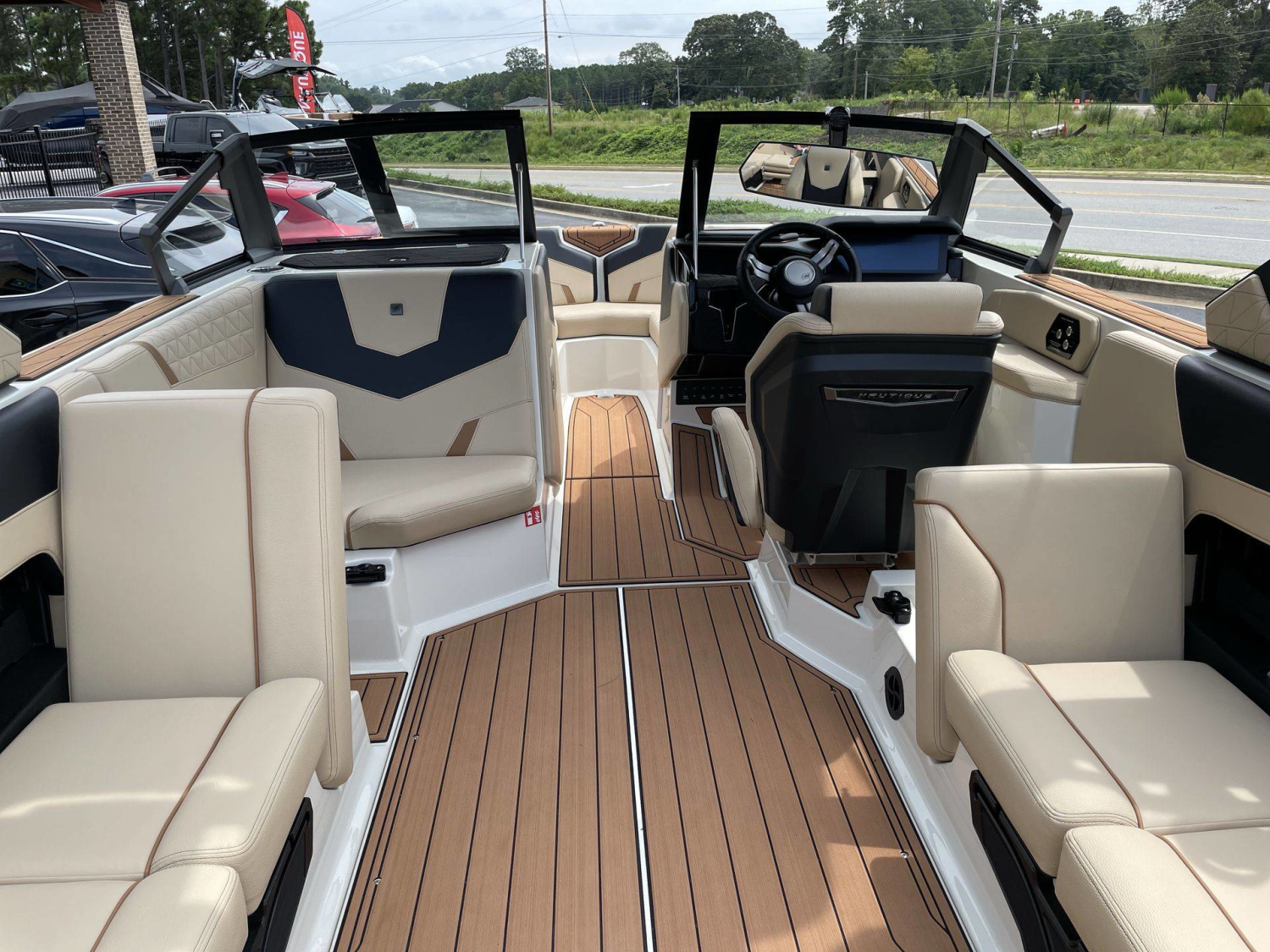 2027 Nautique GS22