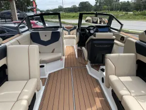2027-nautique-gs22-144705-image27