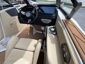 2027-nautique-gs22-144705-image28