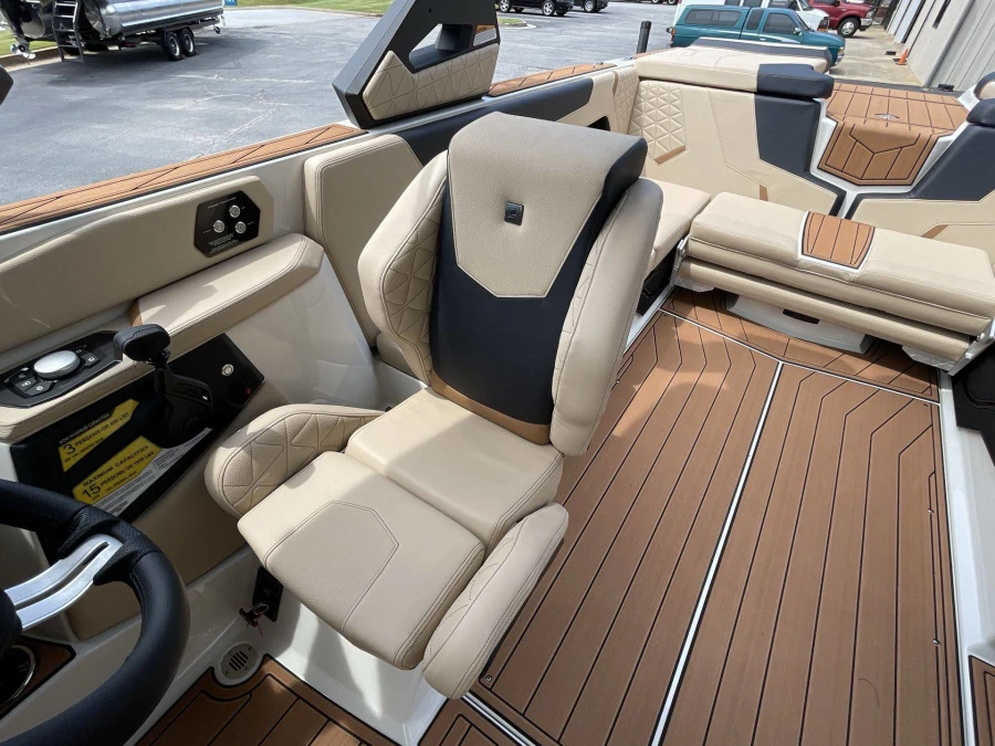 2027-nautique-gs22-144705-image29