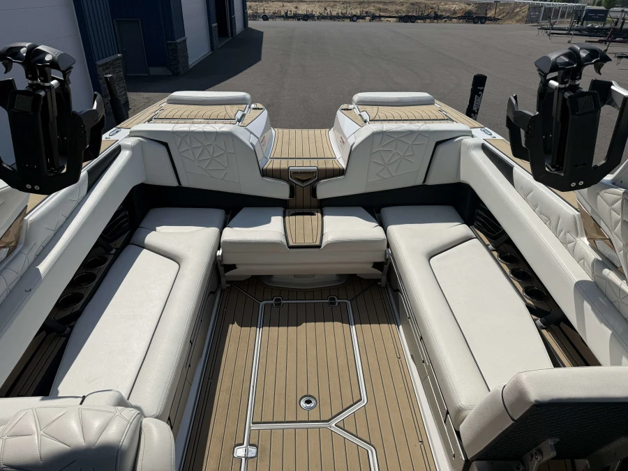2022-nautique-g25-paragon-144711-image24