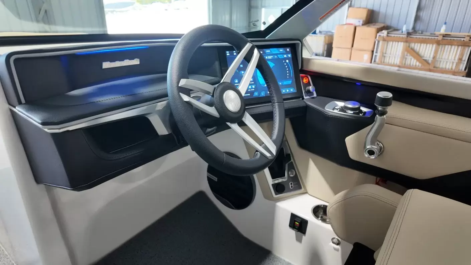 2027 Mastercraft XT22