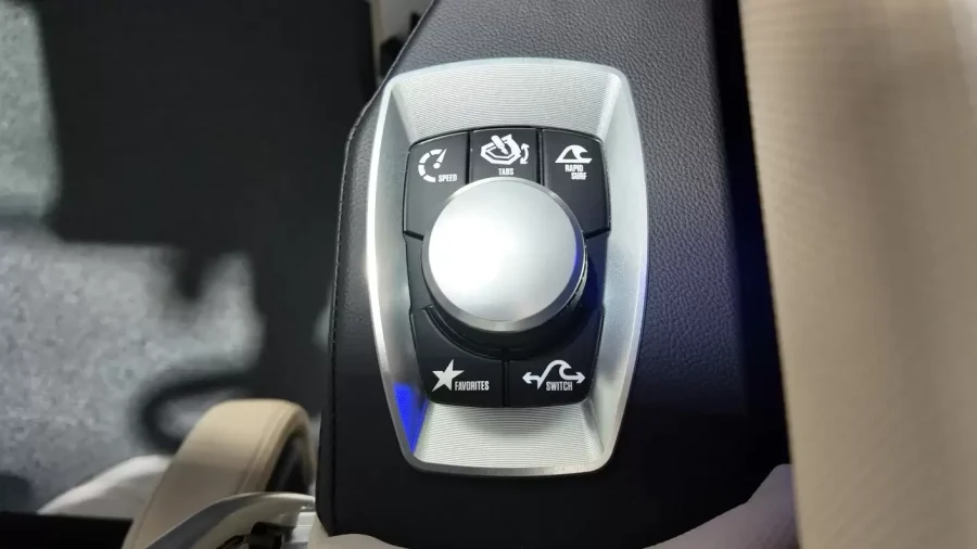 2027-mastercraft-xt22-144712-image27