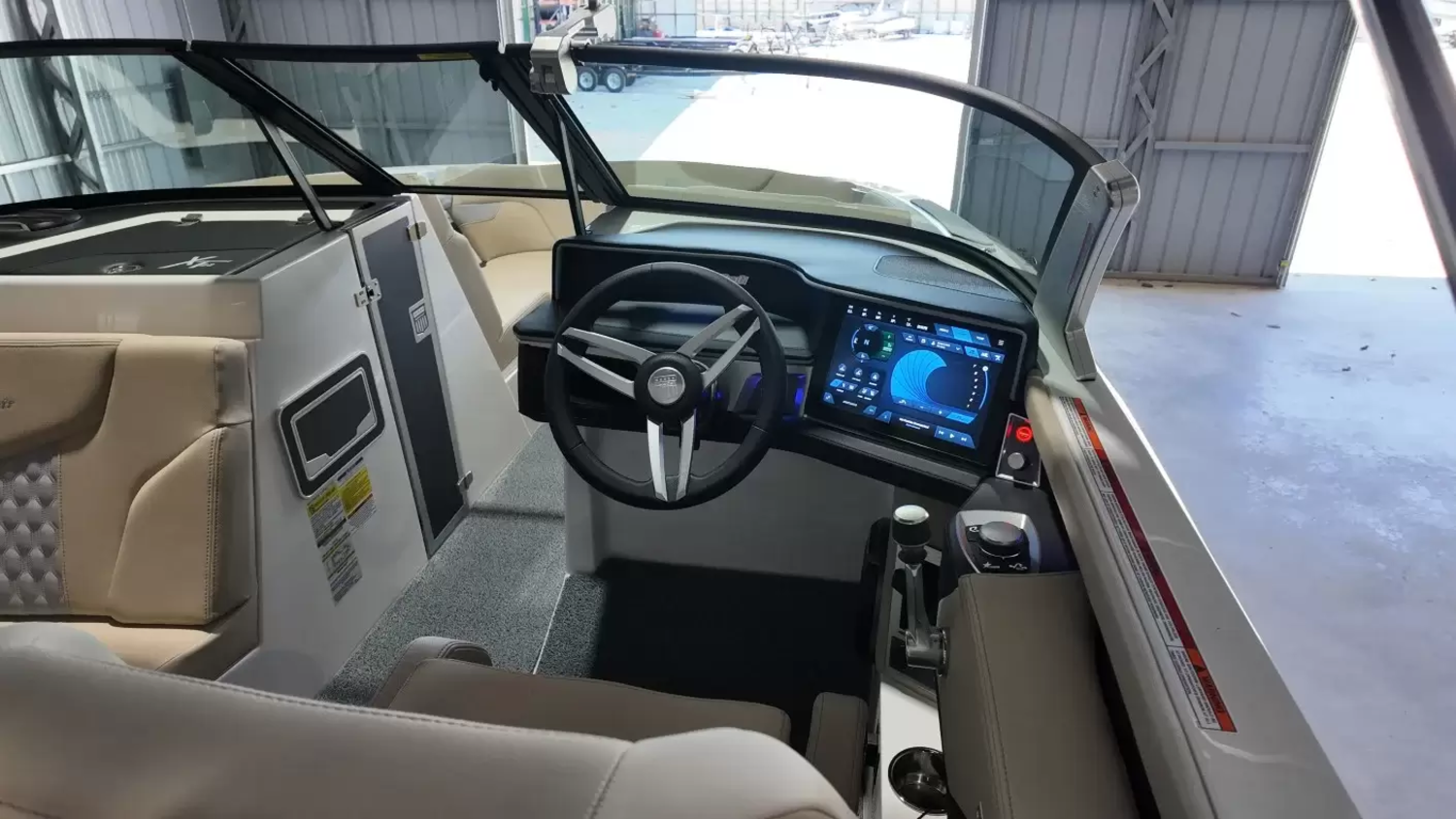 2027 Mastercraft XT22