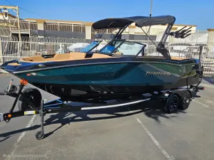 2027-mastercraft-nxt24-144713-image4