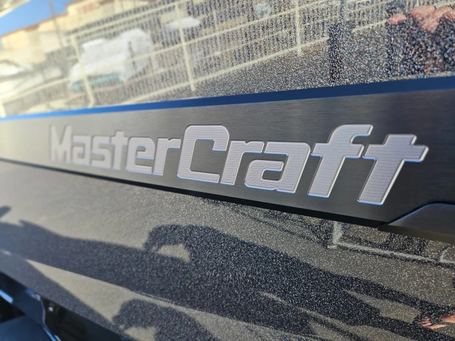2027-mastercraft-x24-144714-image22