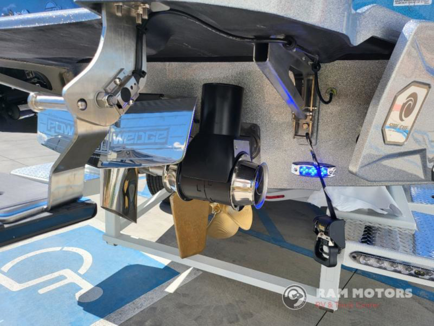 2027 Malibu Boats Wakesetter LSV 25 LSV