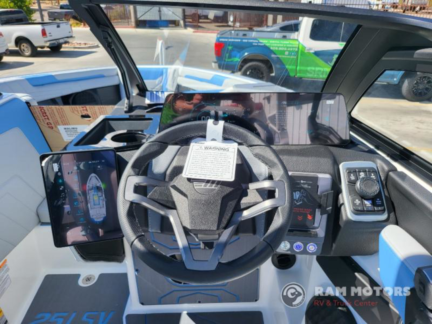 2027 Malibu Boats Wakesetter LSV 25 LSV