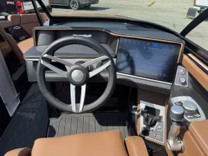 2026-mastercraft-xt23-144718-image13