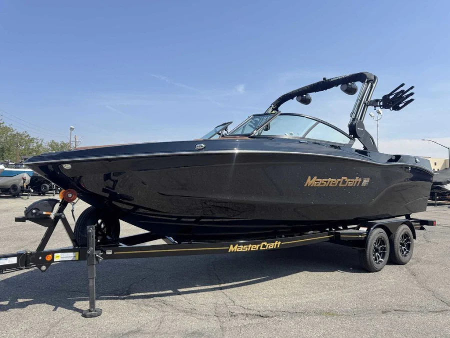 2026-mastercraft-xt23-144718-image2