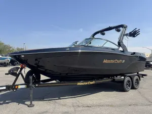 2026-mastercraft-xt23-144718-image2