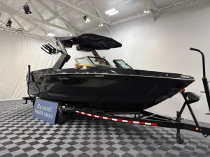 2026-mastercraft-x-star-144719-image2