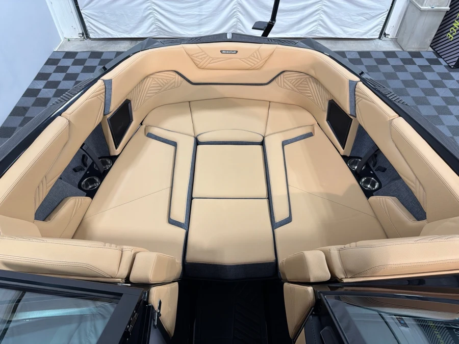 2026-mastercraft-x-star-144719-image9