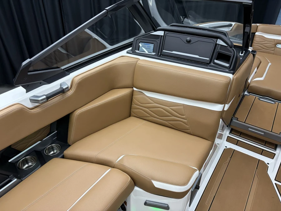 2027-supra-sl-144722-image30
