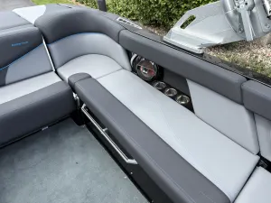 2021-mastercraft-xt22-144724-image17