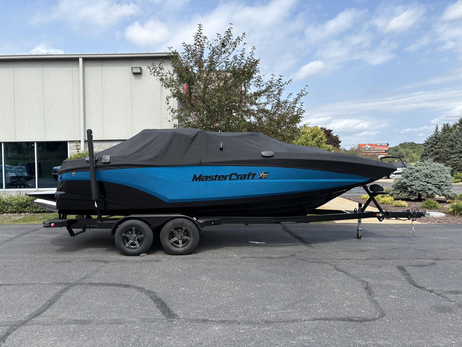 2021 MasterCraft XT22
