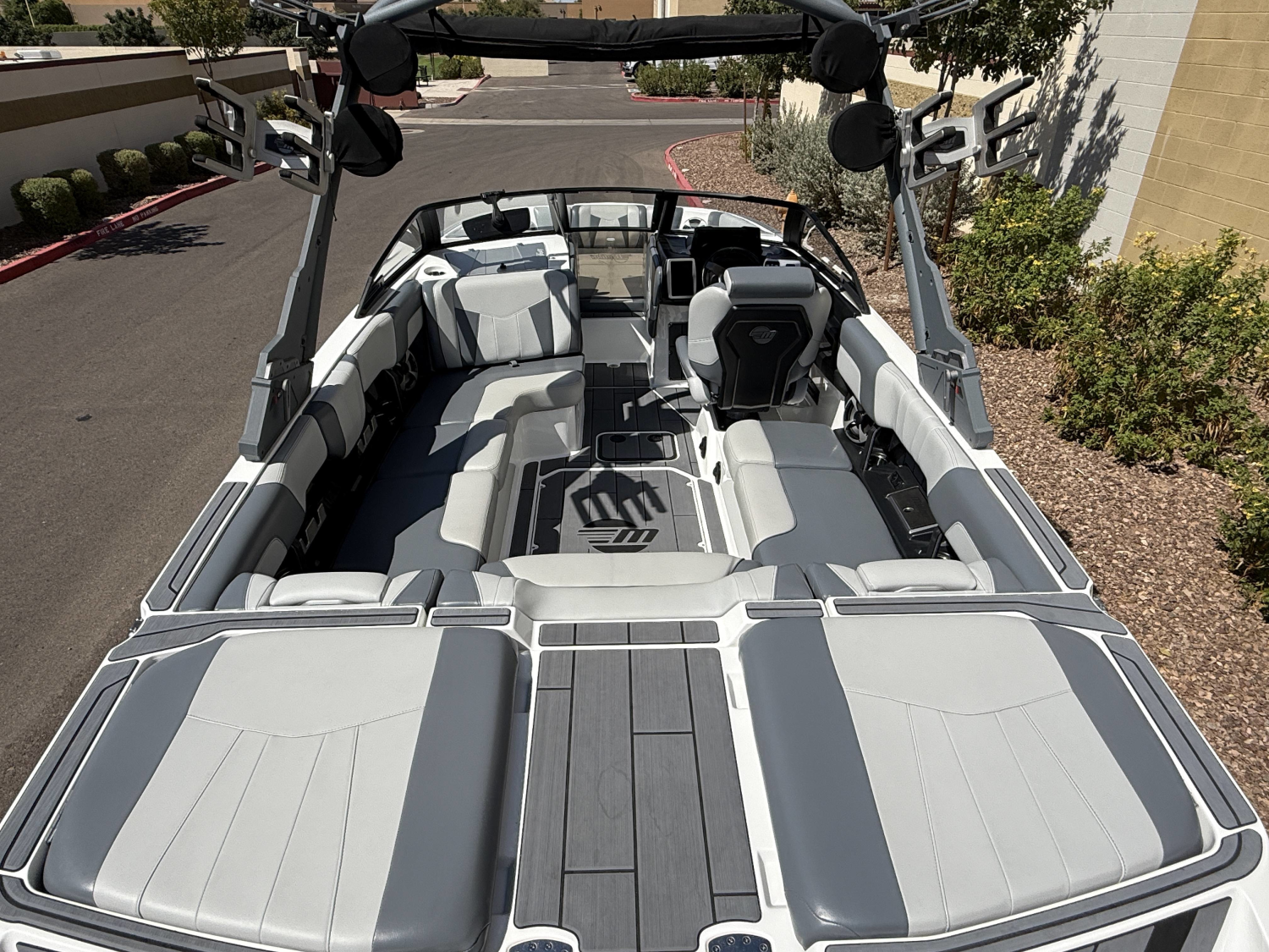 2021 Malibu Boats 23 MXZ