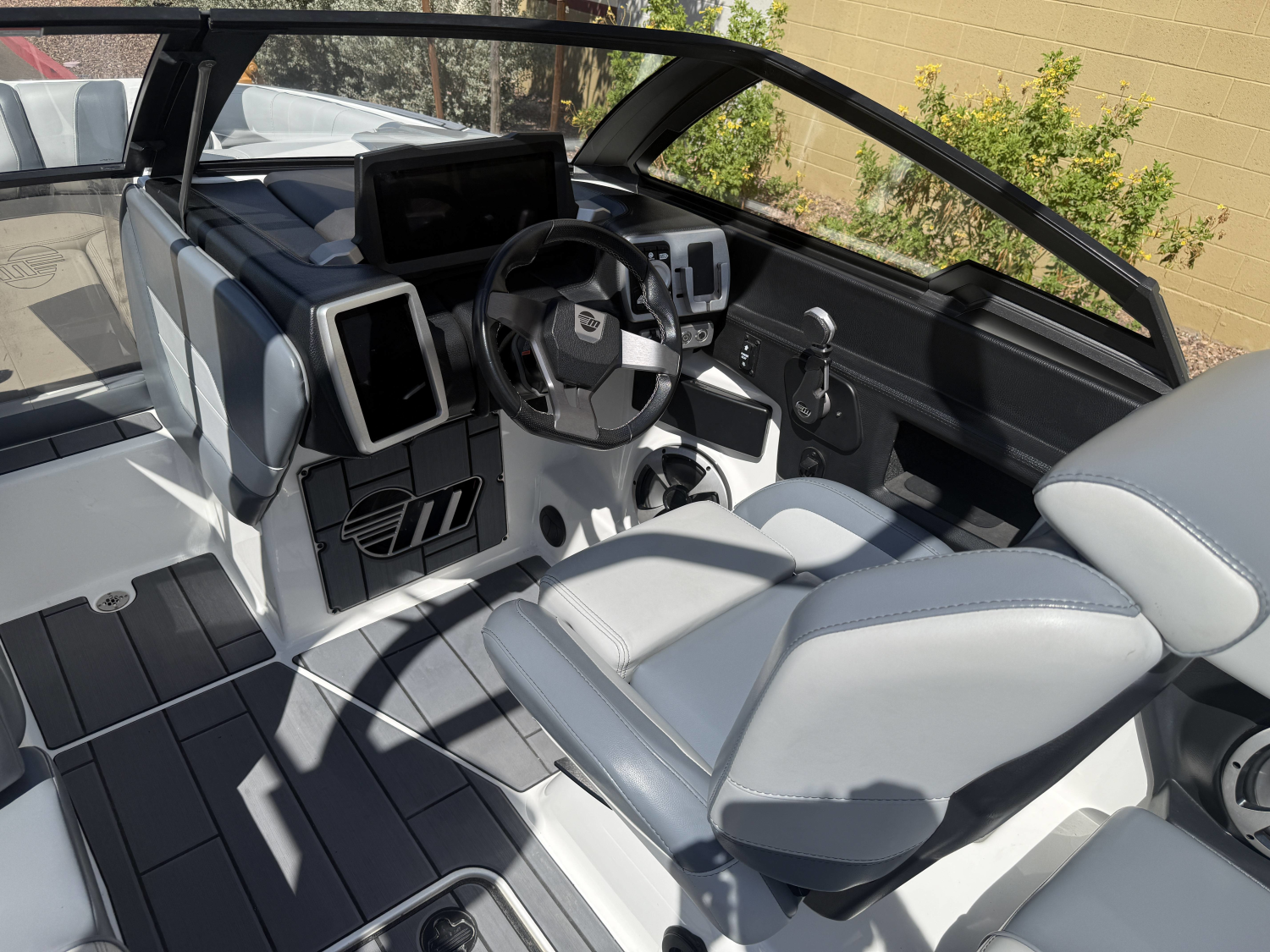 2021 Malibu Boats 23 MXZ