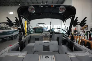 2025-mastercraft-xt22-144739-image14