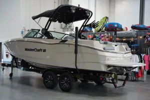 2025-mastercraft-xt22-144739-image2