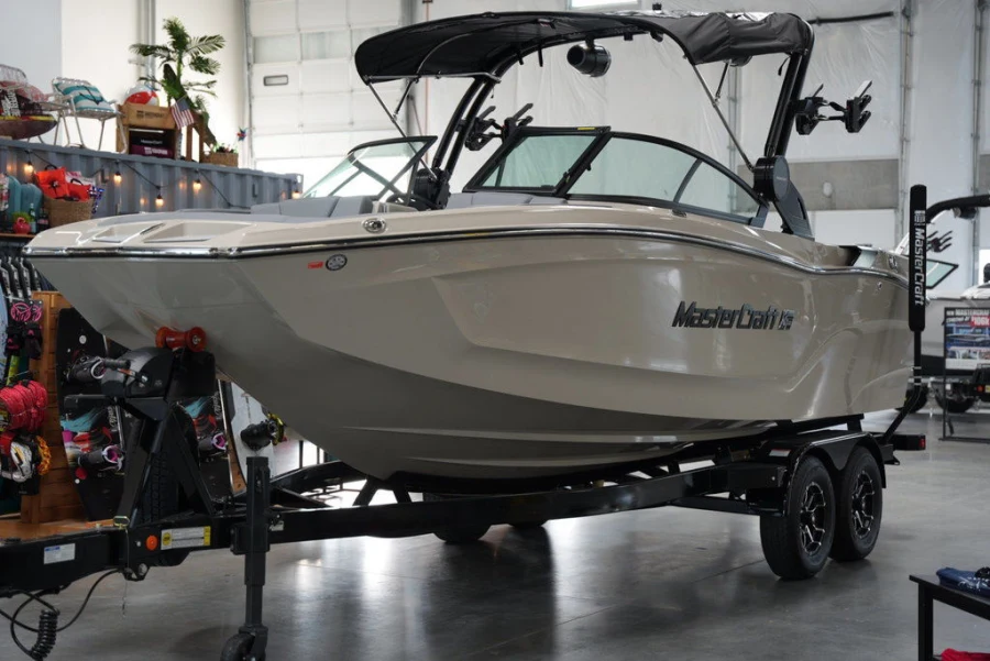 2025-mastercraft-xt22-144739-image7