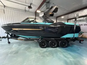 2026-mastercraft-x24-144740-image2