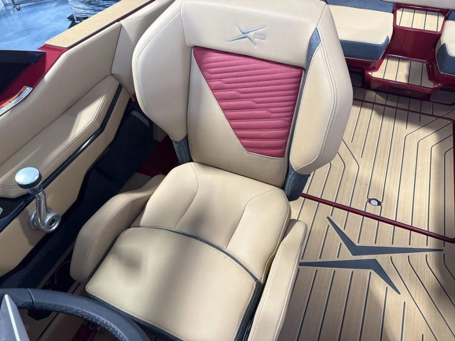 2027-mastercraft-x23-144741-image13