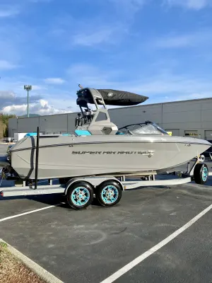 2020-nautique-g23-144743-image3.webp