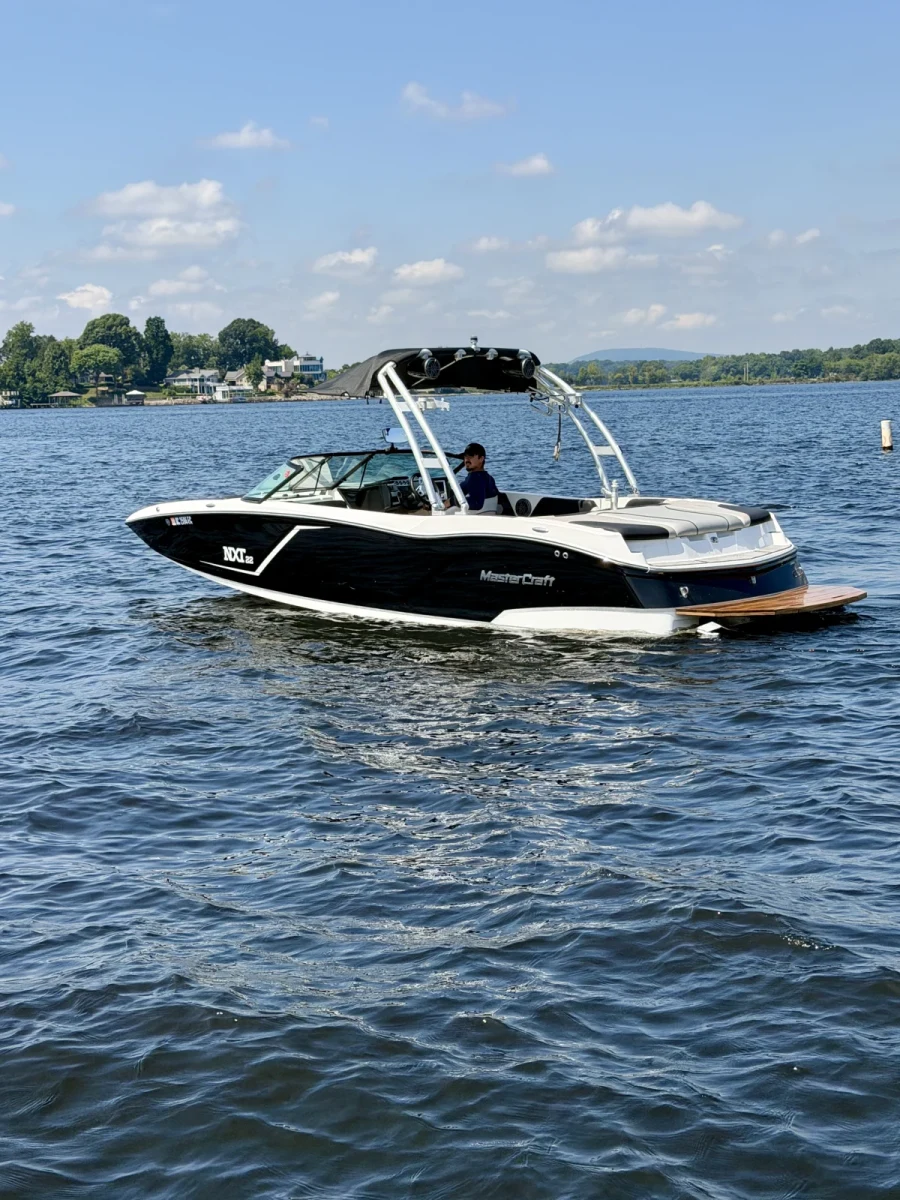 2016-mastercraft-nxt22-144752-image6.webp