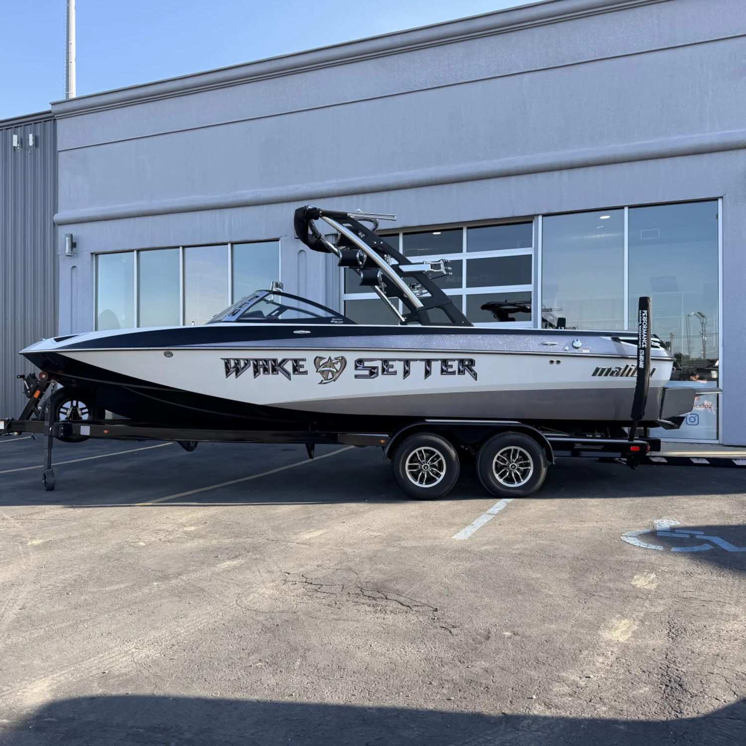 2013 MALIBU WAKESETTER 23 LSV VERY CLEAN EXCELLENT CONDITION FULLY SERVICED 
