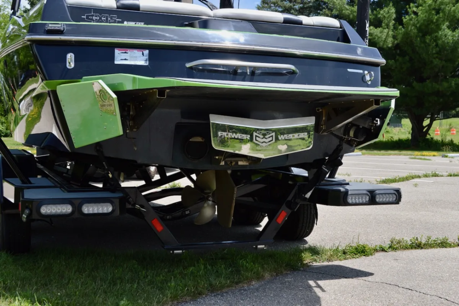 Axis A20 with Trailer