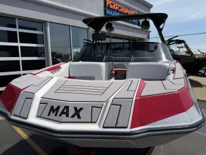 2018-moomba-max-144759-image11.webp