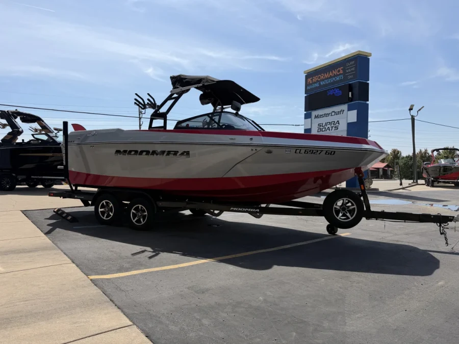 2018-moomba-max-144759-image2.webp