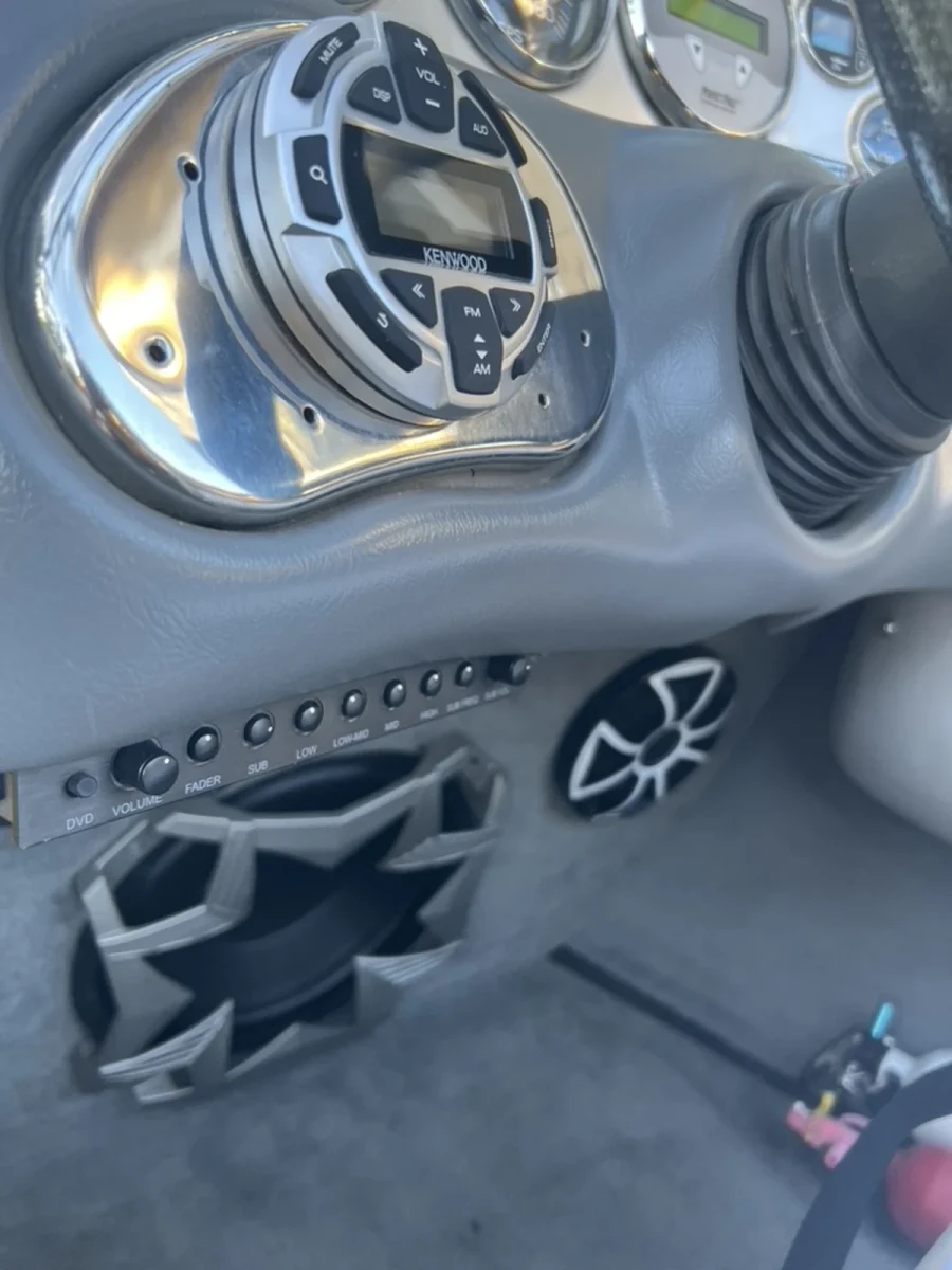 2004-nautique-super-air-nautique-210-144777-image7.webp