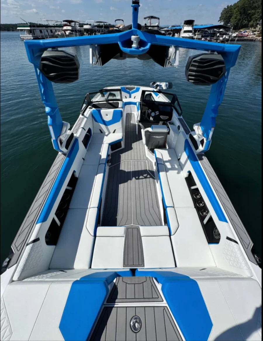 2026-nautique-gs24-142727-image5.webp