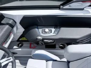 2022-nautique-g21-142740-image4.webp