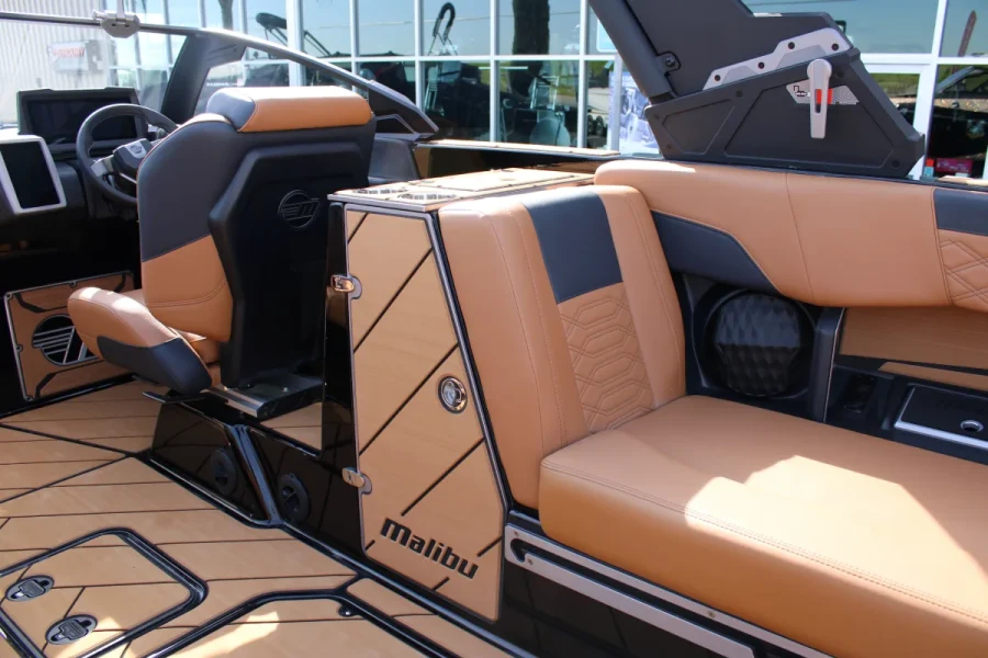 2024-malibu-wakesetter-25-lsv-142756-image11.webp