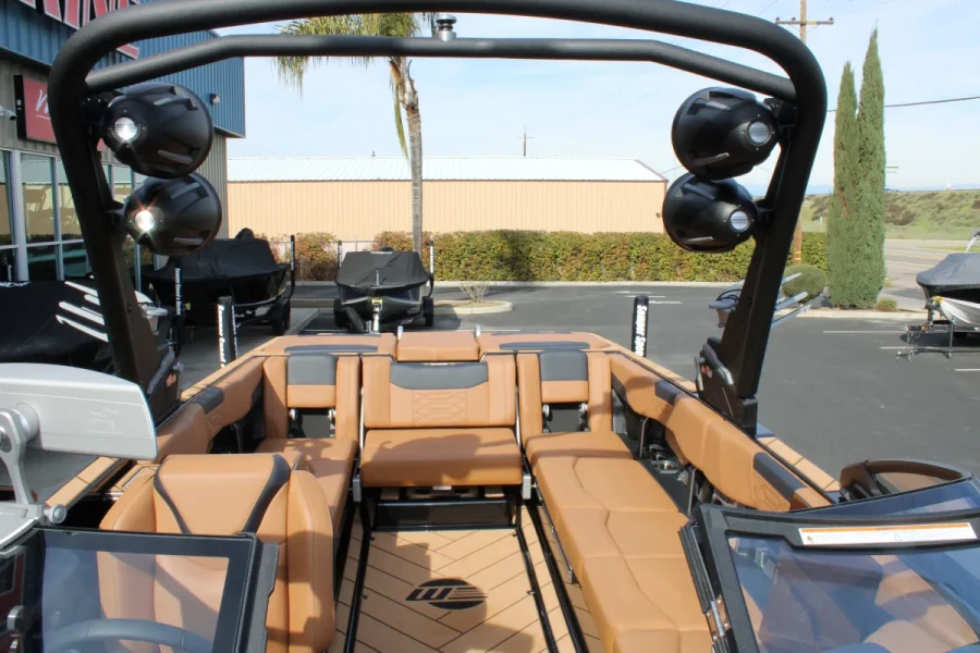 2024-malibu-wakesetter-25-lsv-142756-image14.webp