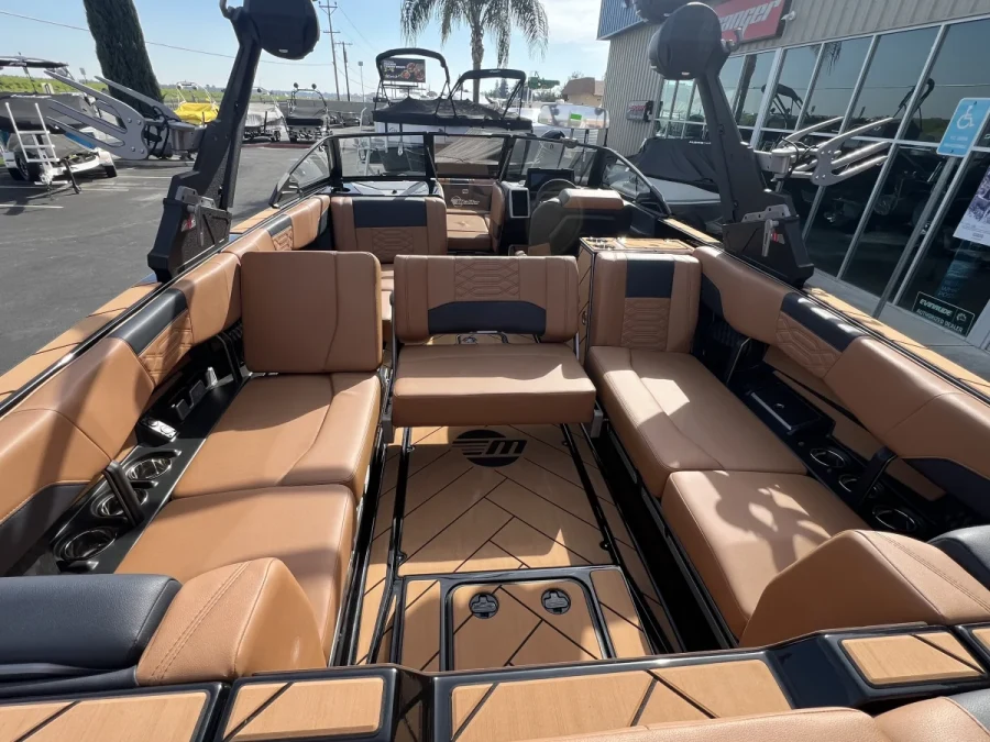 2024-malibu-wakesetter-25-lsv-142756-image6.webp