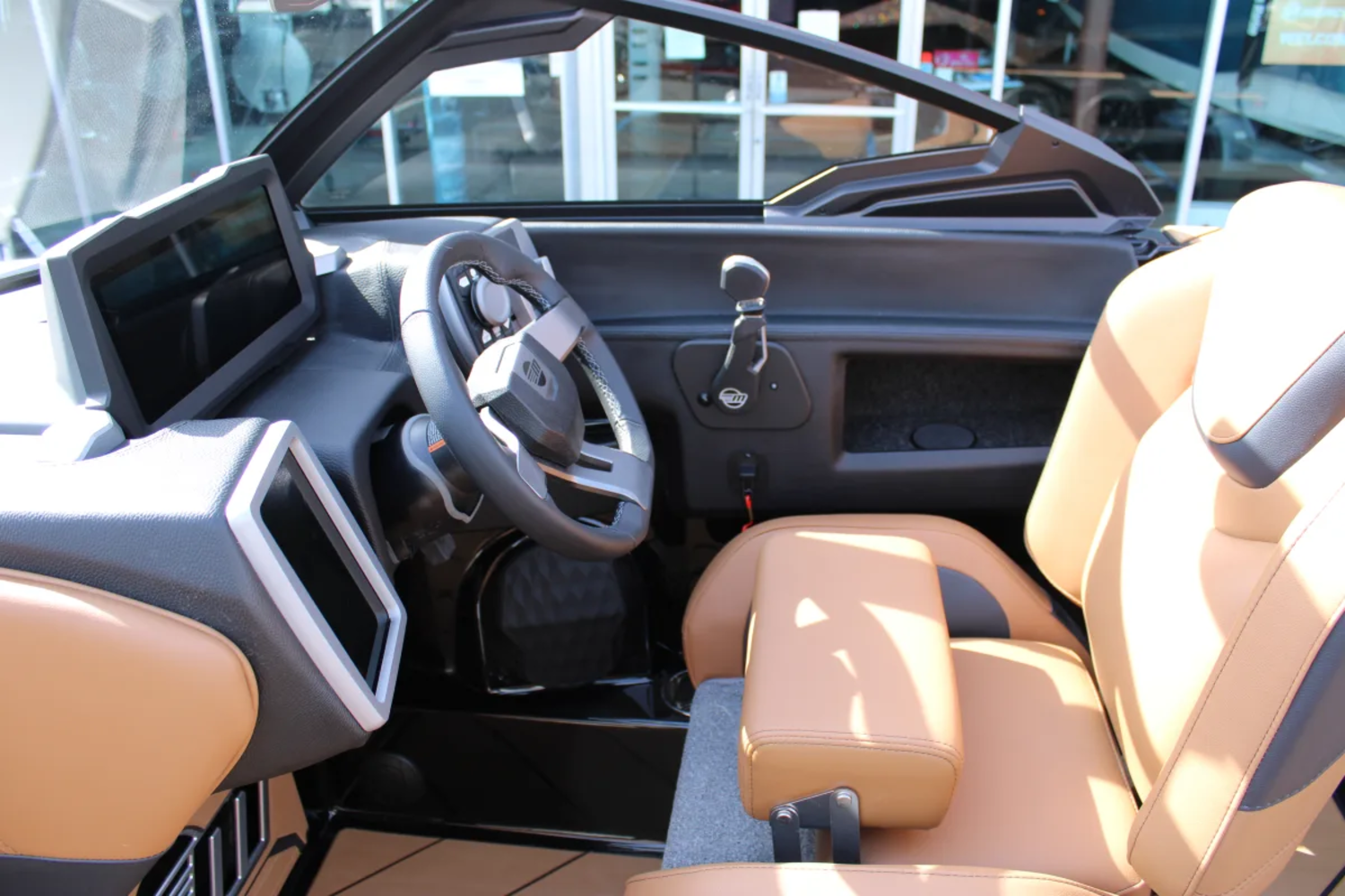 2024 Malibu 25 LSV