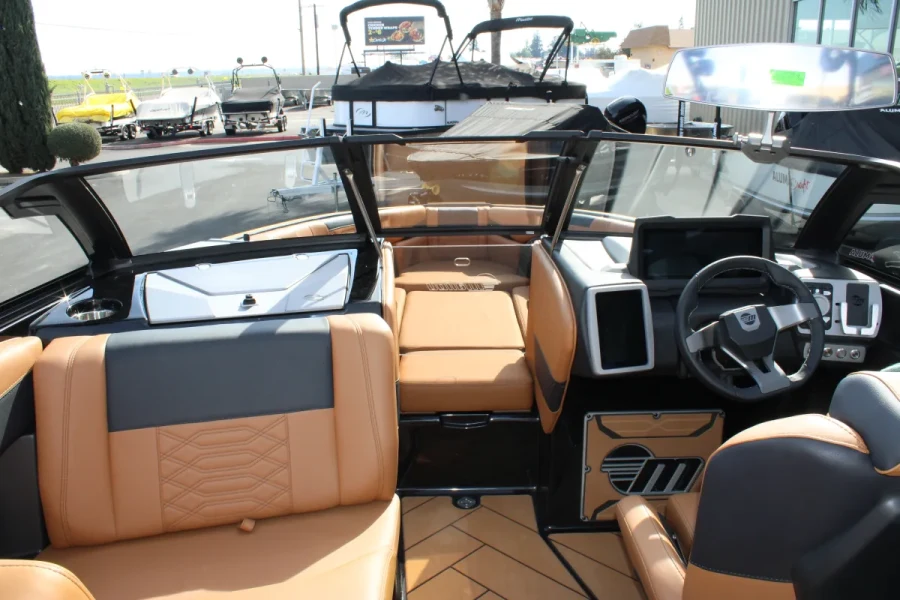 2024-malibu-wakesetter-25-lsv-142756-image8.webp