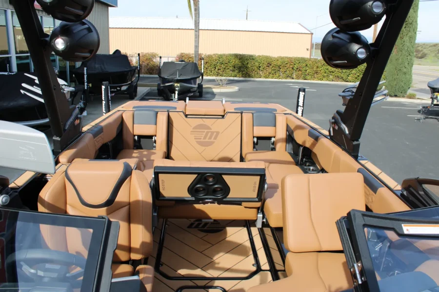 2024-malibu-wakesetter-25-lsv-142756-image9.webp