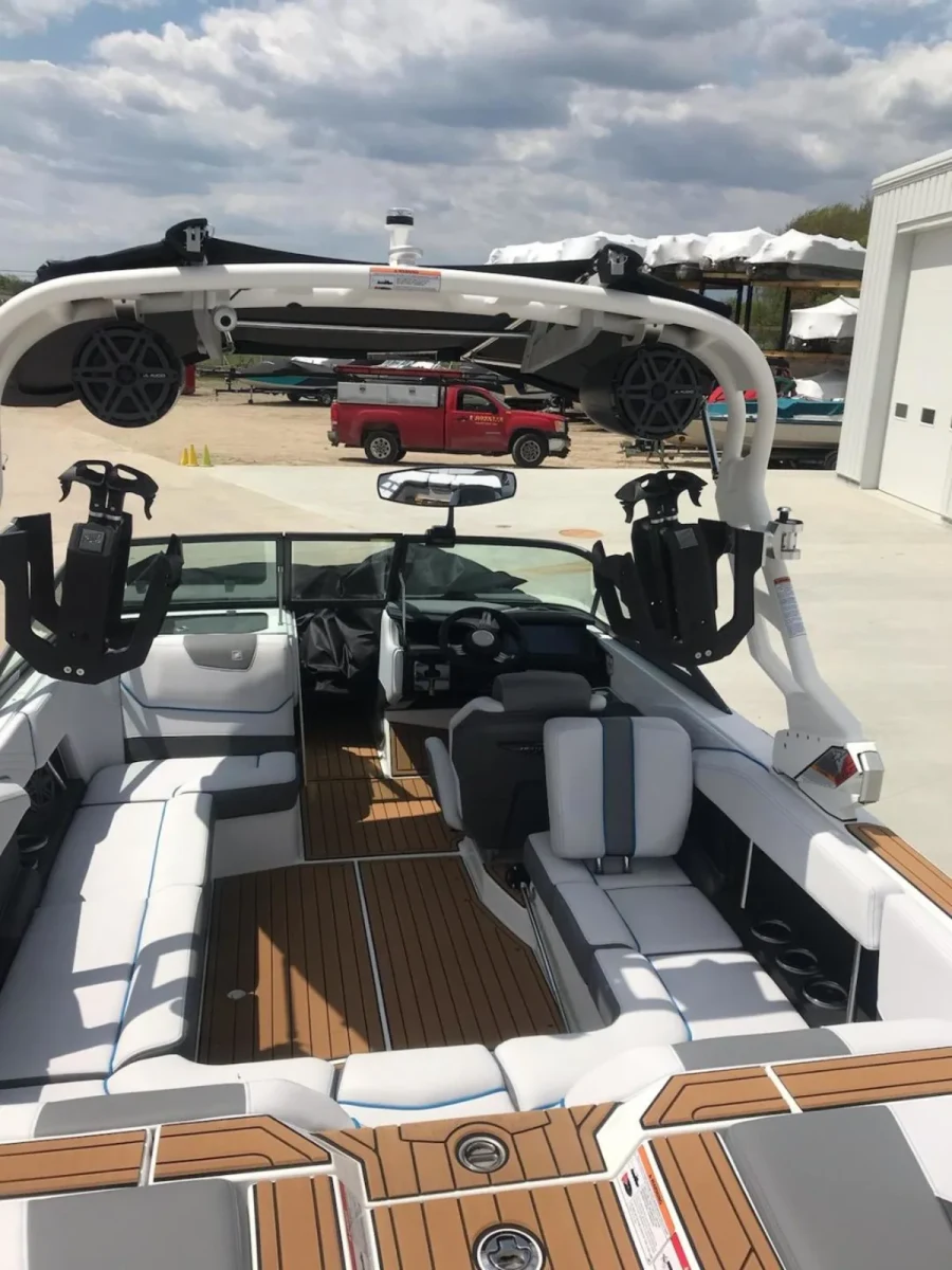 2019-nautique-gs22-144793-image2.webp