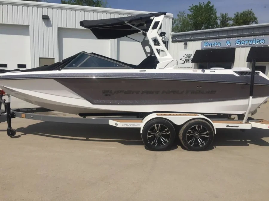 2019-nautique-gs22-144793-image6.webp