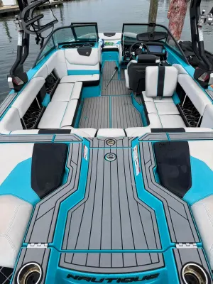 2019-nautique-gs22-144803-image10.webp