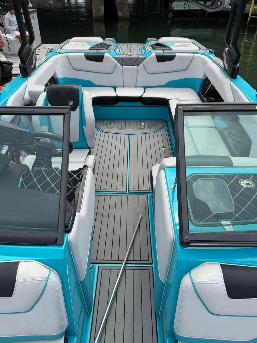 2019-nautique-gs22-144803-image8.webp