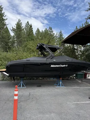2024-mastercraft-x24-144808-image0.webp