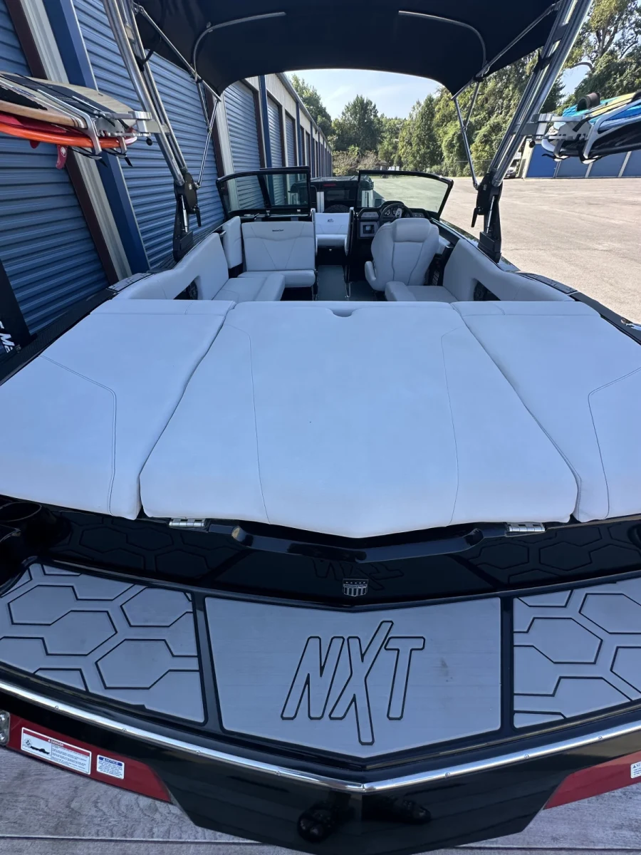 2020-mastercraft-nxt22-144831-image10.webp