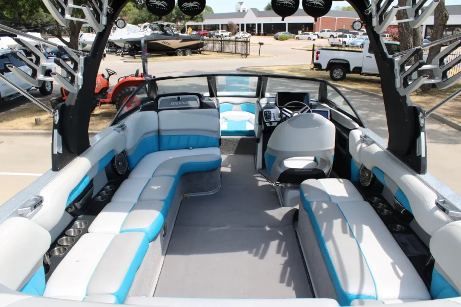 2016-malibu-wakesetter-25-lsv-144833-image12.webp