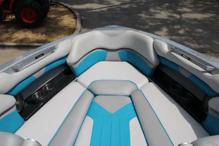 2016-malibu-wakesetter-25-lsv-144833-image13.webp